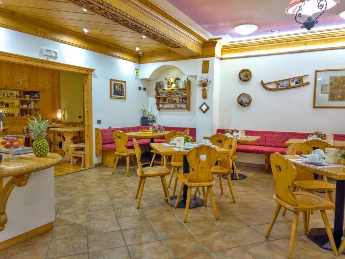 Hotel Garni Francescato à Livigno Extérieur photo