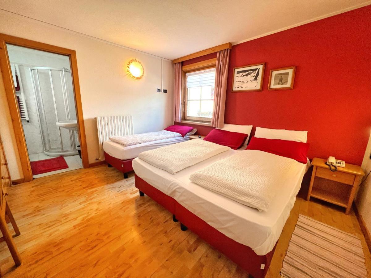 Hotel Garni Francescato à Livigno Extérieur photo