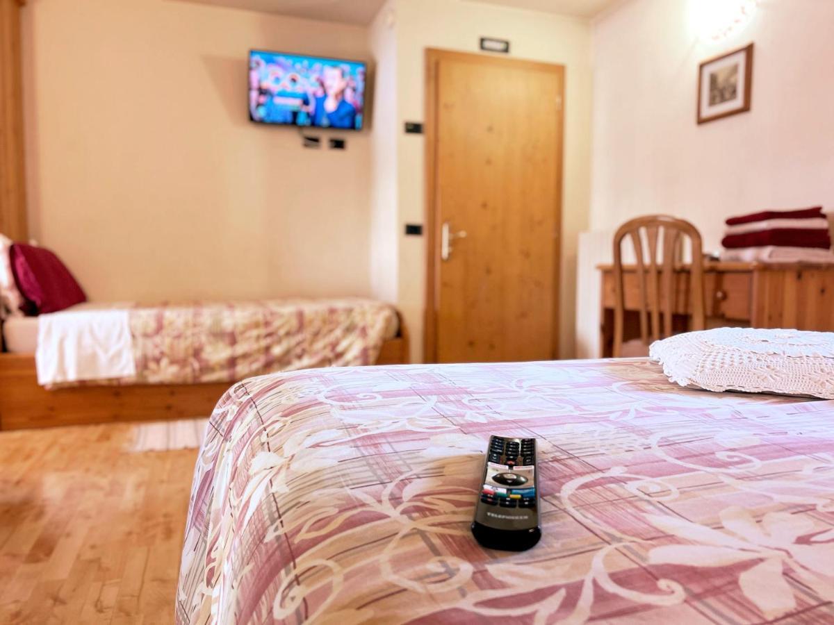 Hotel Garni Francescato à Livigno Extérieur photo