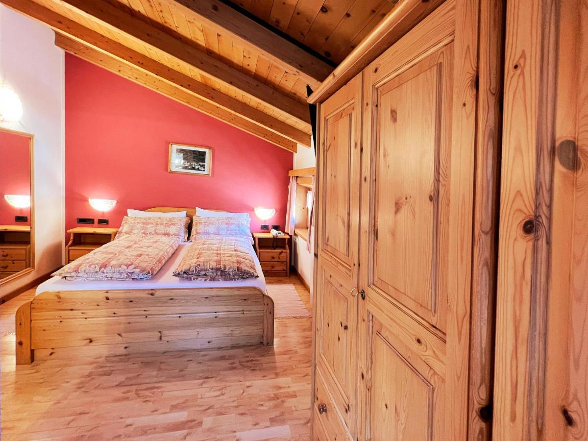 Hotel Garni Francescato à Livigno Extérieur photo