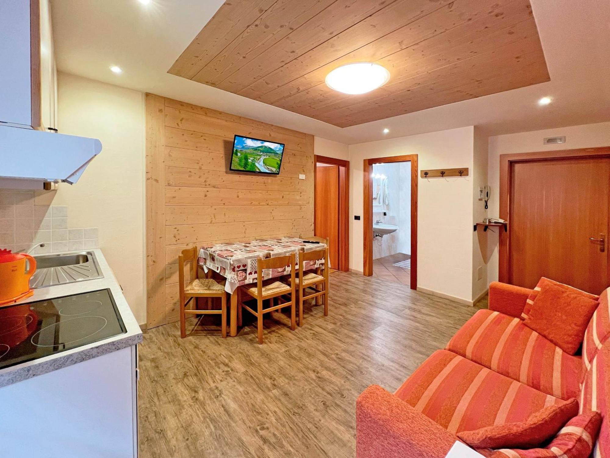 Hotel Garni Francescato à Livigno Extérieur photo