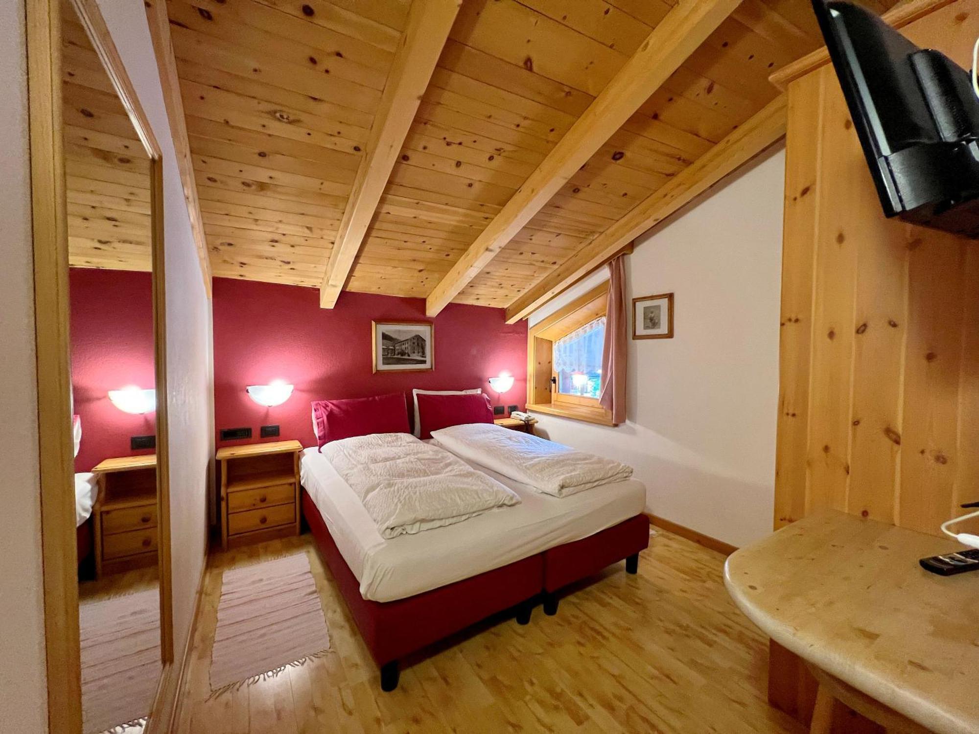 Hotel Garni Francescato à Livigno Extérieur photo