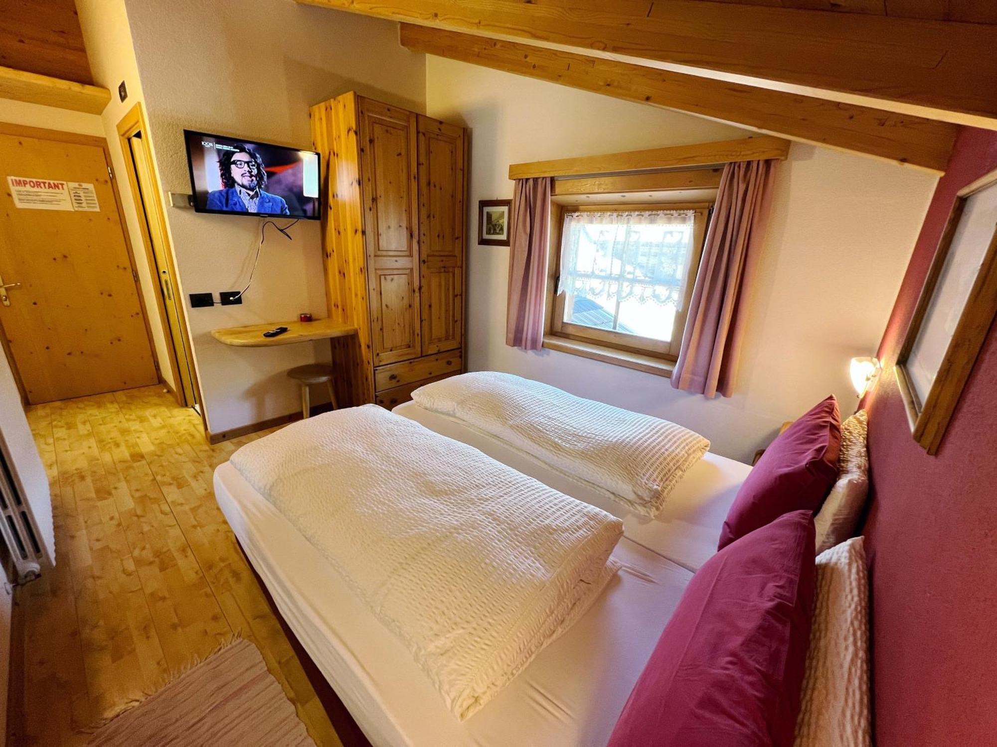 Hotel Garni Francescato à Livigno Extérieur photo