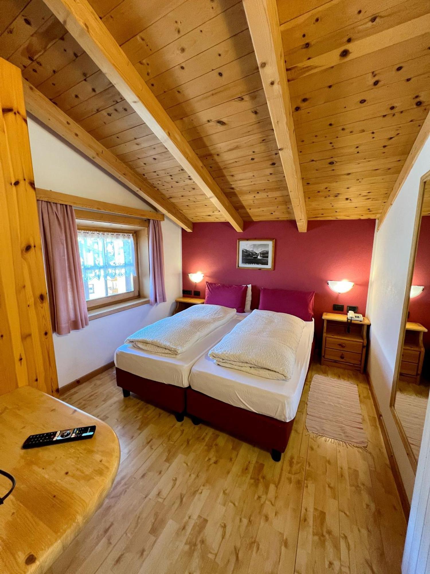 Hotel Garni Francescato à Livigno Extérieur photo